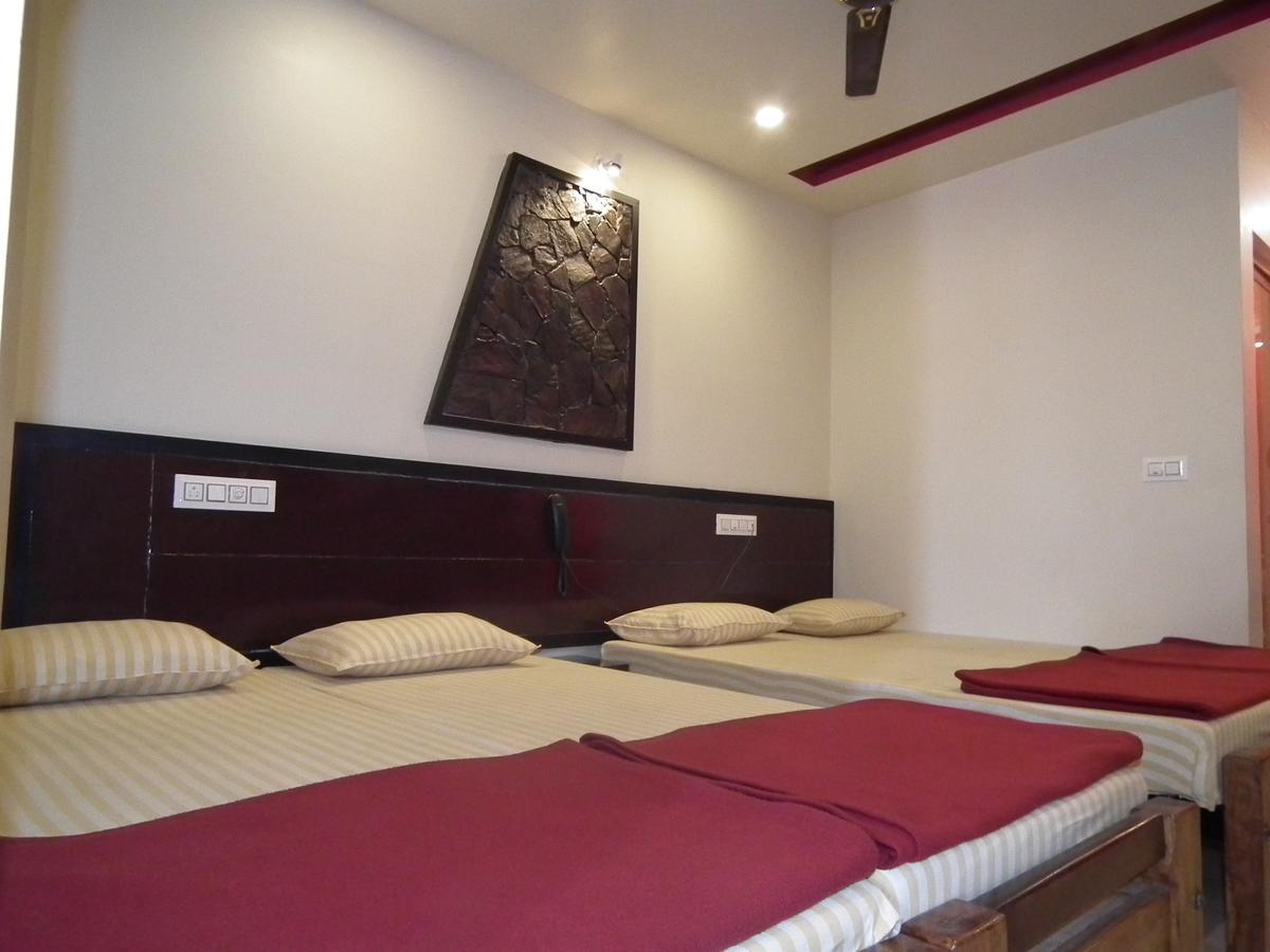 Chikmagalūr Galaxy Lodge المظهر الخارجي الصورة