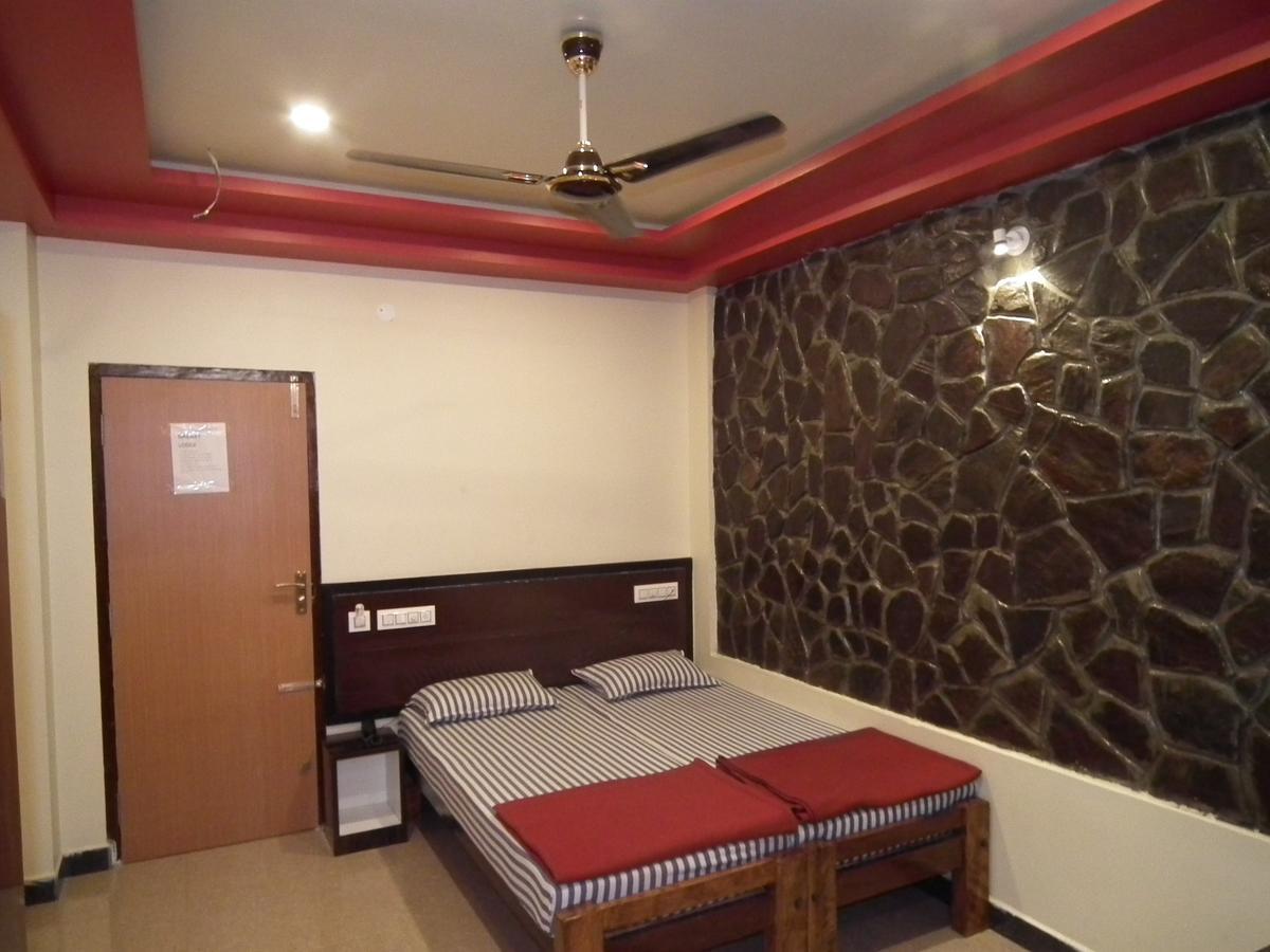 Chikmagalūr Galaxy Lodge المظهر الخارجي الصورة